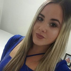 Meet your Posher, Yari